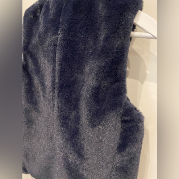 J. Crew Mercantile Navy Blue Faux Fur Zip Up Vest Small - Picture 14 of 16